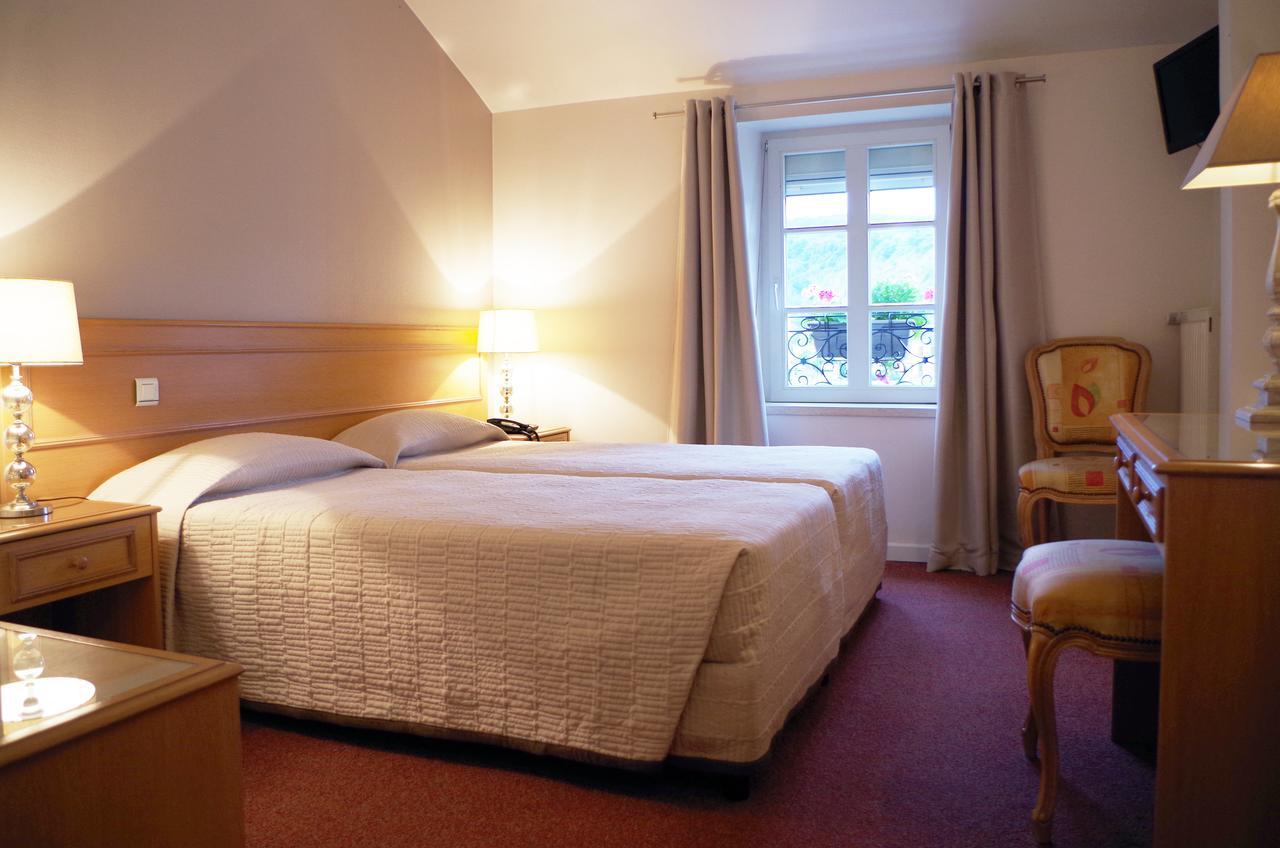Hotel Le Roosevelt Givet Dış mekan fotoğraf